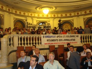 Manifesto dos jornalistas na Câmara de vereadores de Santos